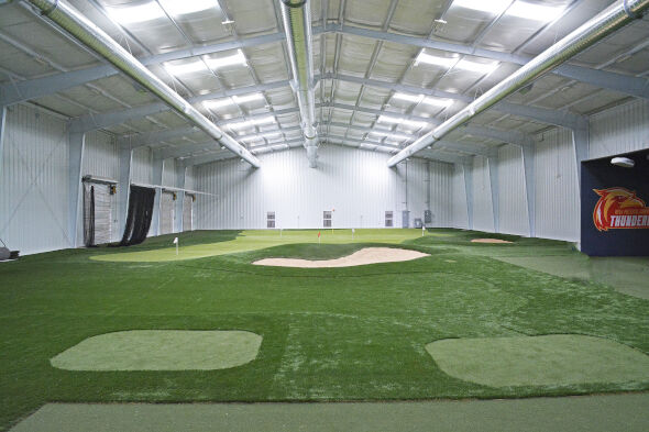 Tucson indoor putting facility with tee boxes